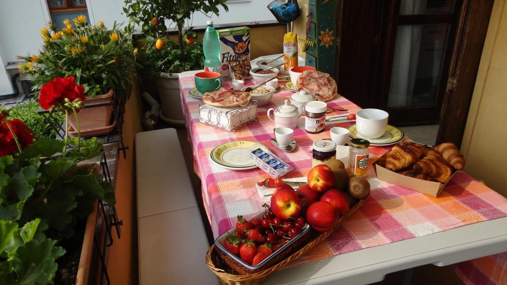 Touristic Apartment "Agata" Sirmione Zimmer foto