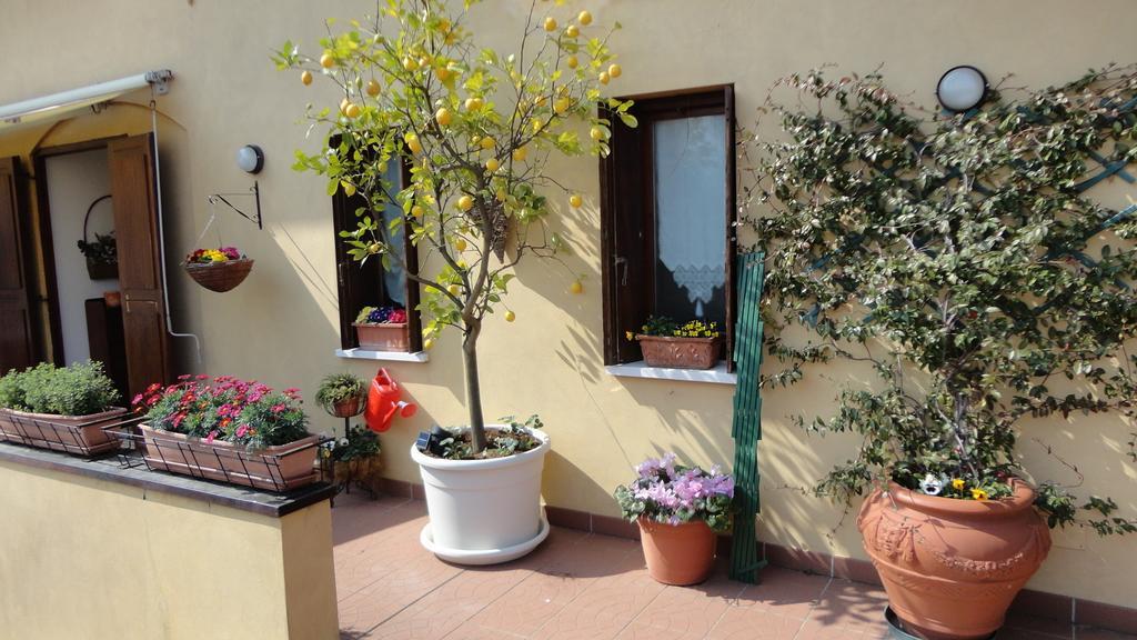 Touristic Apartment "Agata" Sirmione Zimmer foto